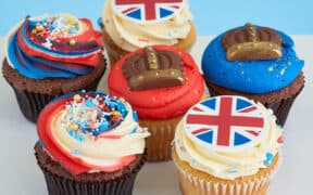 Lola’s Cupcakes Get the Royal Treatment