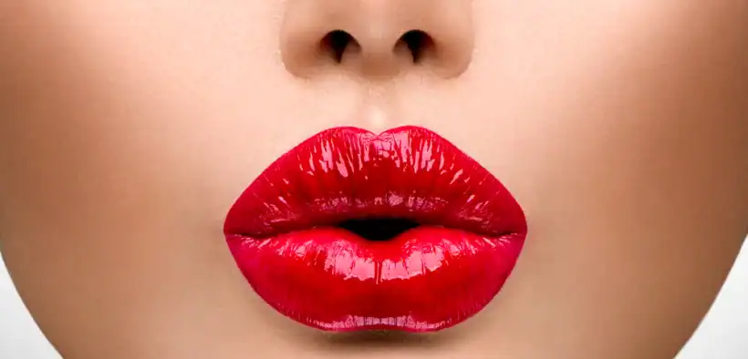 Embrace the Red Makeup Trend This Valentine's Day with Dr.PAWPAW’s Ultimate Red Balm