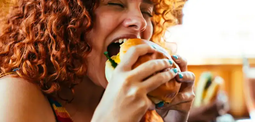 worst time of day to eat for your teeth