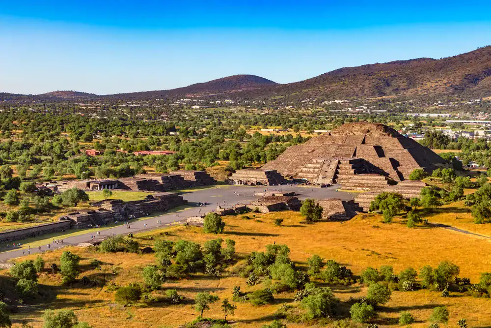 ancient ruins travel