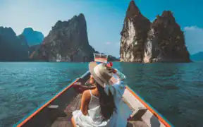 female solo travel